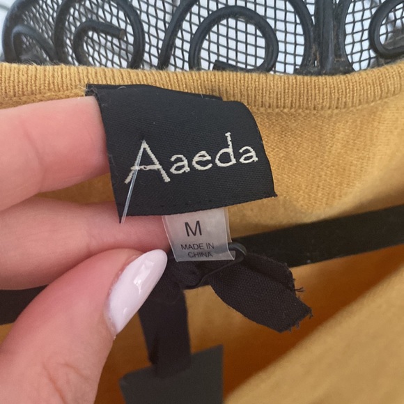 Aaeda knit sweater. BNWT - Picture 3 of 6